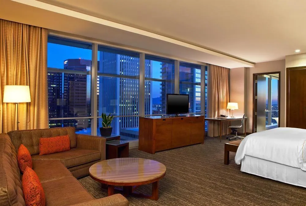 מלון The Westin Phoenix Downtown